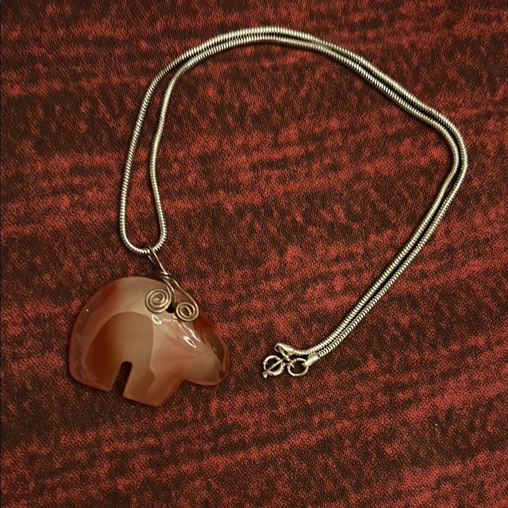 Elegant Brown Pendant Necklace